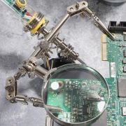 Подставка под паяльник «Третья рука» Rexant 12-0252